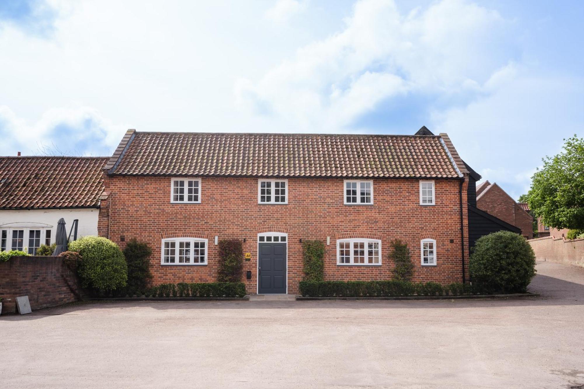 The Loddon Swan Bed and Breakfast Eksteriør billede