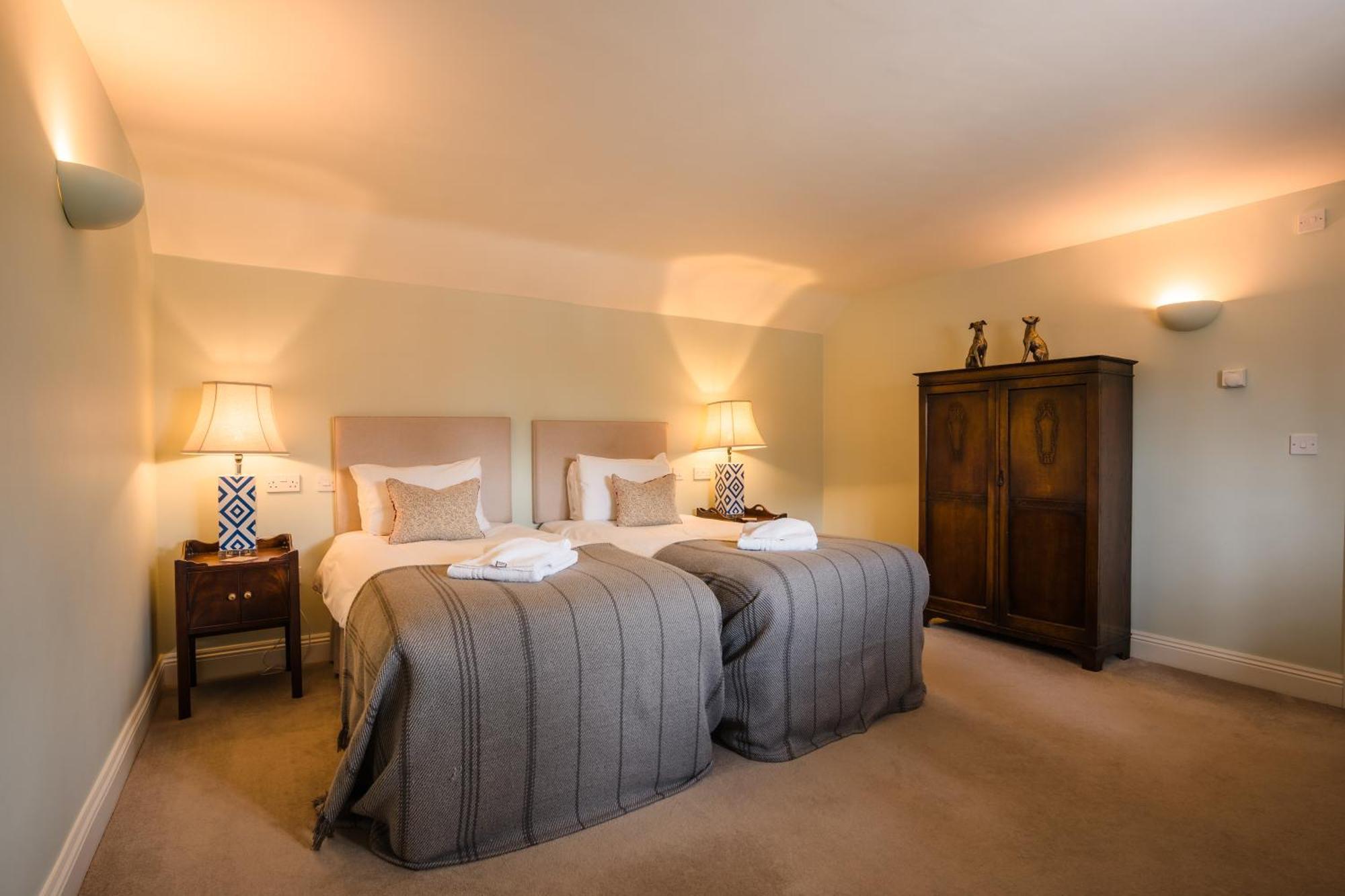 The Loddon Swan Bed and Breakfast Eksteriør billede
